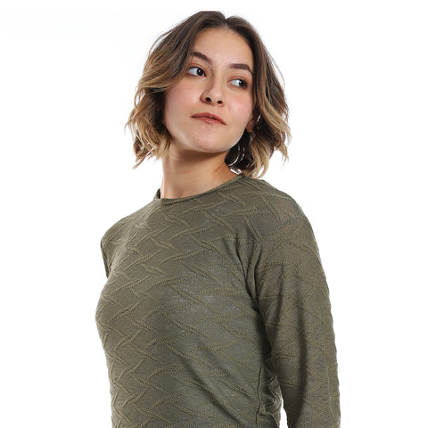 women top with long sleeves