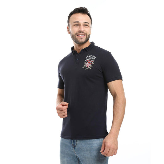 تيشيرت بولو بيكيه مطرز بياقة كلاسيكية وأزرار-Polo T-Shirt with Classic Collared and Buttons