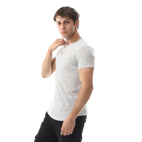 Mens- T- Shirt With Half Sleeves And Round Neck-multicolour