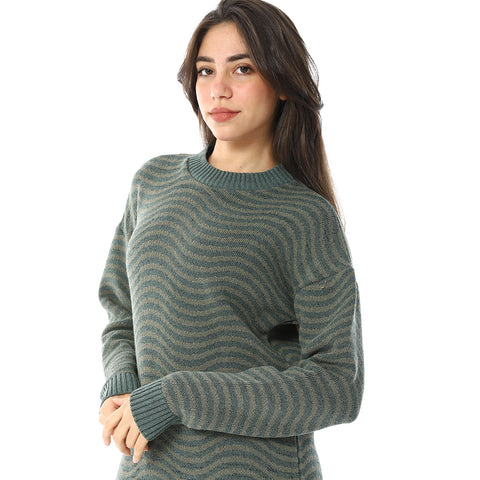 Women Wool Pullover With Round Neck