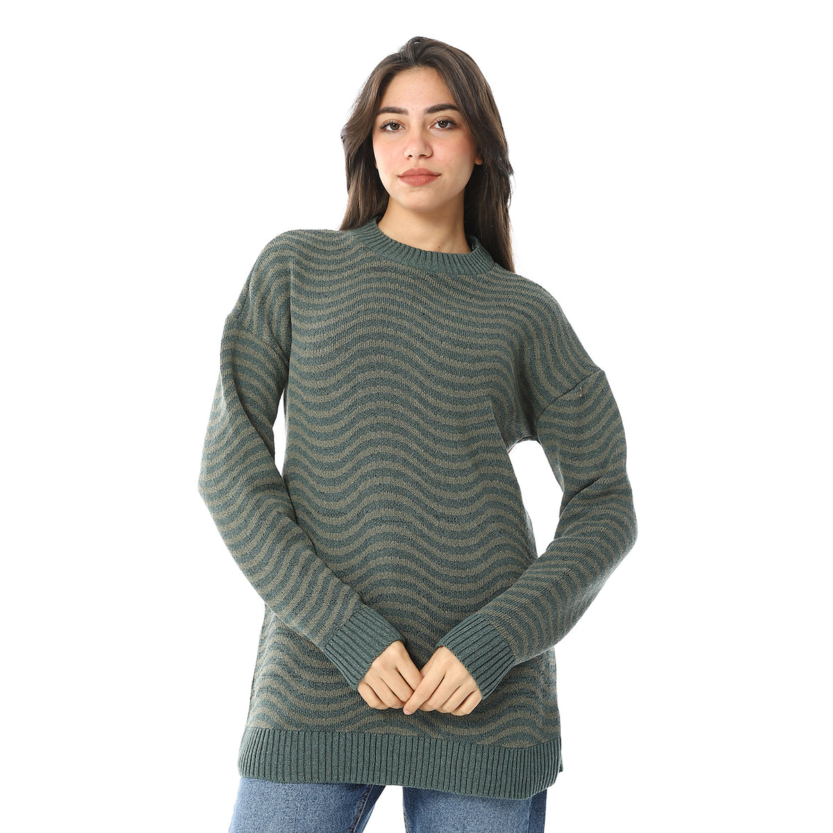 Women Wool Pullover With Round Neck