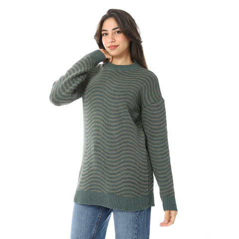 Women Wool Pullover With Round Neck