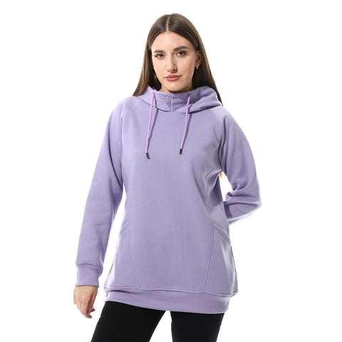 WomenClosed Hoodiewith Front Pockets