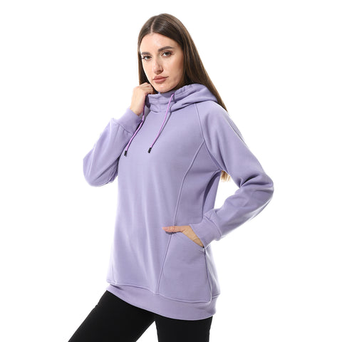 WomenClosed Hoodiewith Front Pockets