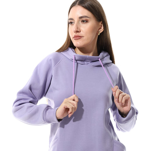 WomenClosed Hoodiewith Front Pockets