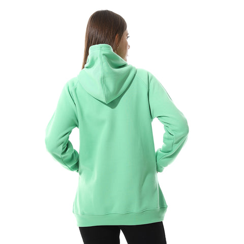 WomenClosed Hoodiewith Front Pockets