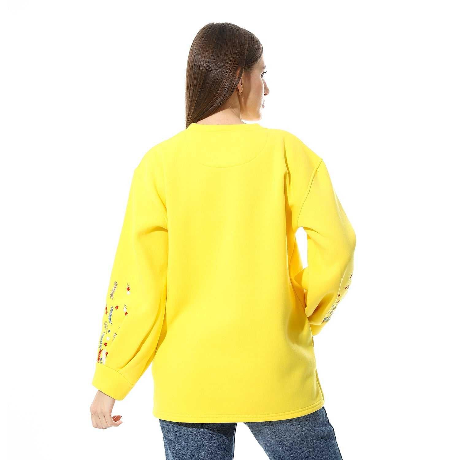 Women Oversize Embroidery Melton T- Shirt With Long Sleeves And Round Neck