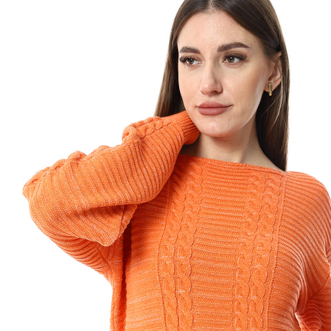 Women Wool Pullover with Round Neck