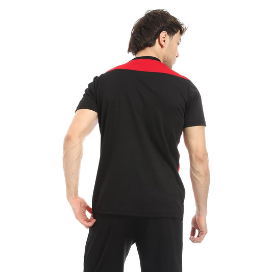 Men sports kit with shorts and t-shirt 