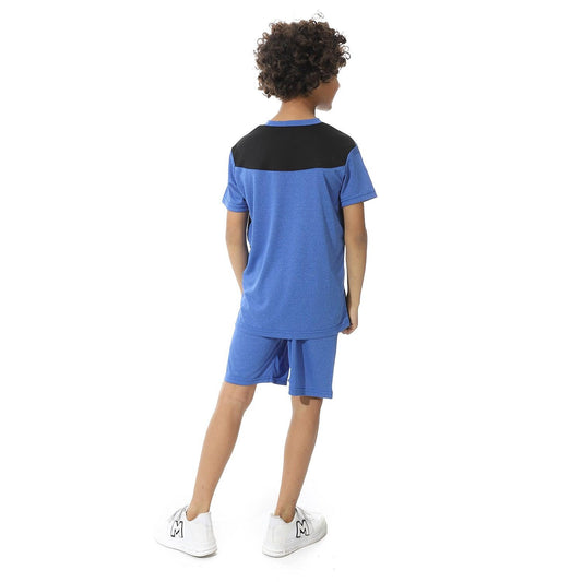 Boys sports kit with sports T-shirt and shorts طقم رياضي اولادي بتيشيرت وشورت رياضي 