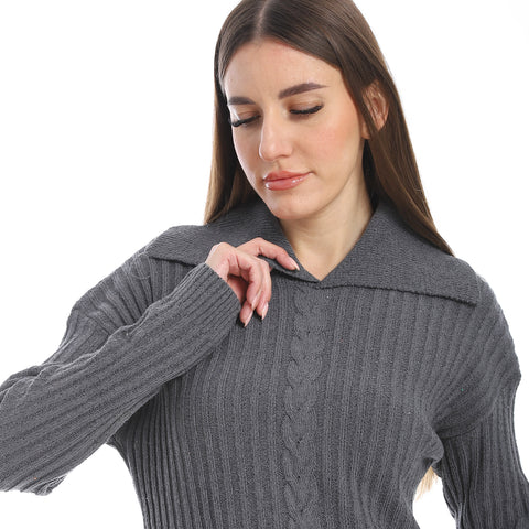 women wool plain pullover with collar and multidesign