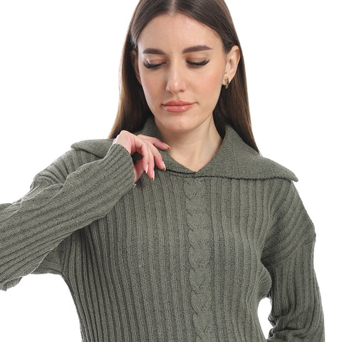 women wool plain pullover with collar and multidesign