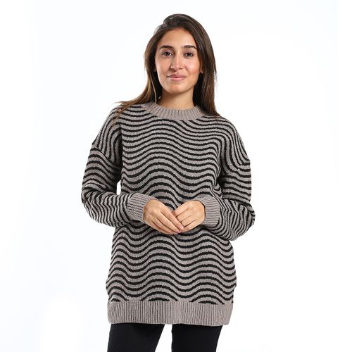 Women Wool Pullover With Round Neck