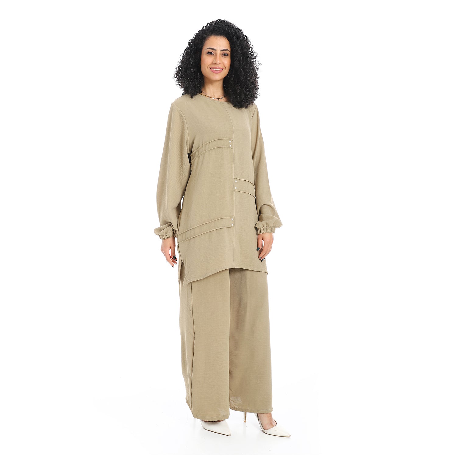 20526 Women's two-piece closed Suit Beige – CAESAR