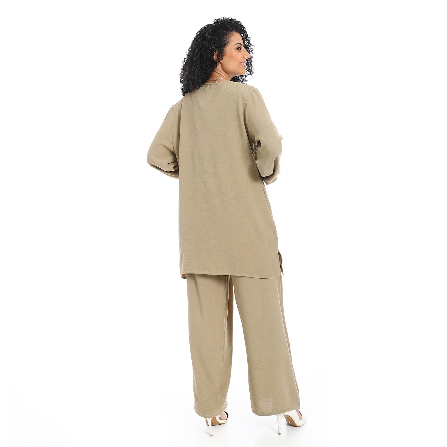 20526 Women's two-piece closed Suit Beige – CAESAR