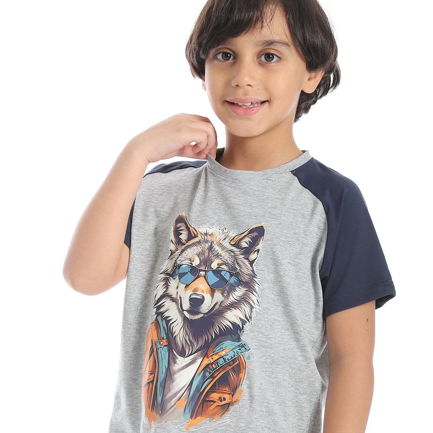 Boy's cotton set with T-Shirt and Shorts - طقم اولادي قطن بتيشيرت وشورت 