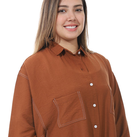 Women's linen shirt with collared neck and long sleeves from Caesar - قميص نسائي بني واسع بجيوب اماميه من سيزر 