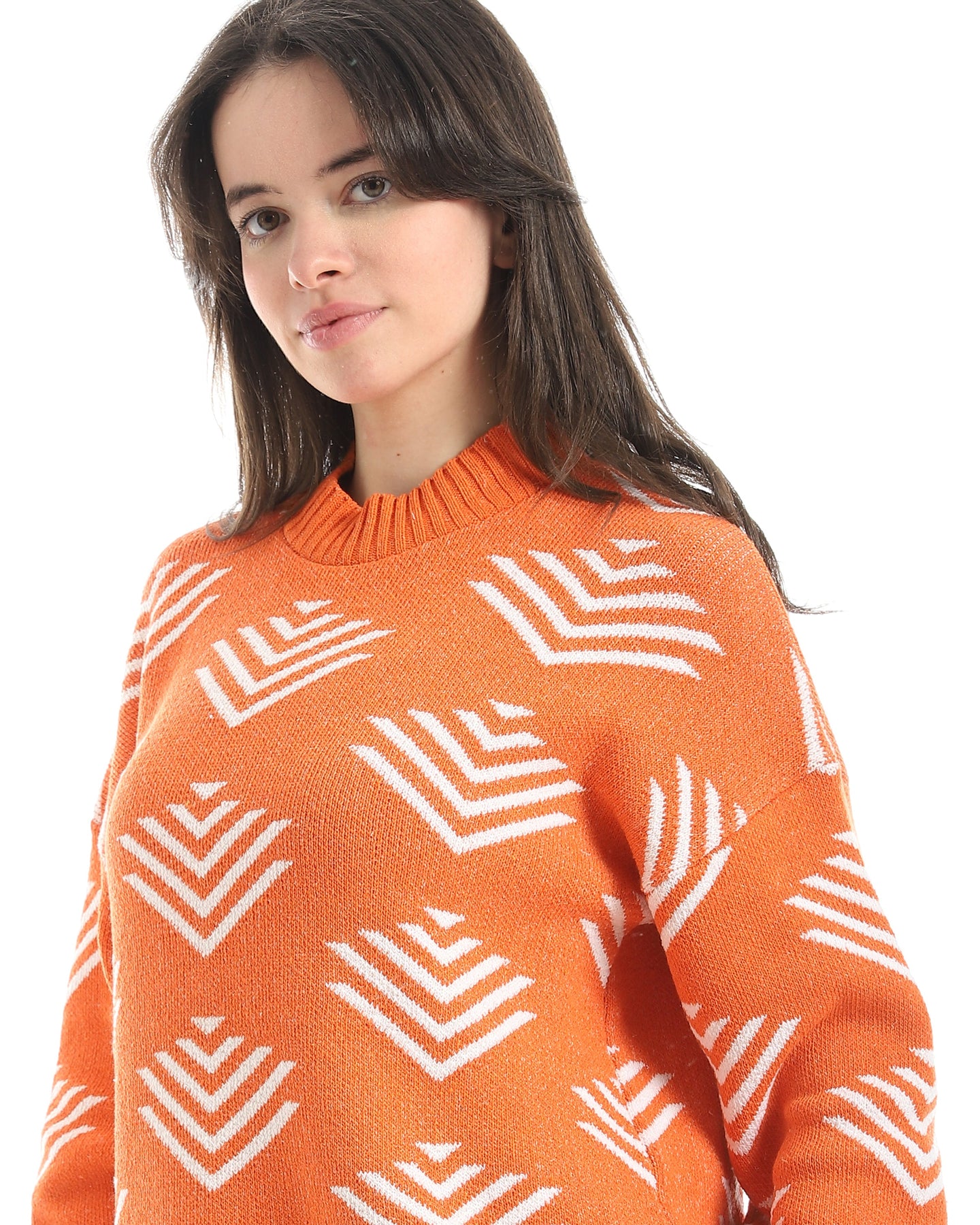 Wool Pull Women's wool pullover with Front Embroidery – CAESAR