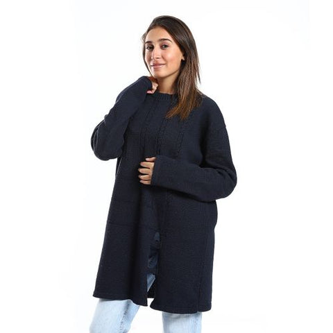 Women Wool Pullover With Round Neck