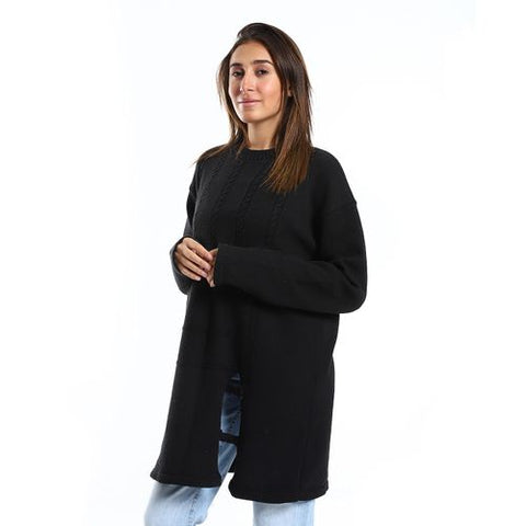 Women Wool Pullover With Round Neck