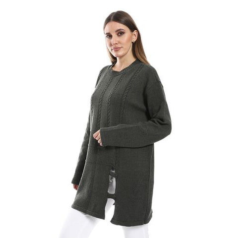 Women Wool Pullover With Round Neck