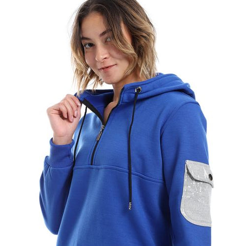 women's sweatshirt with sleeve pocket and zipper