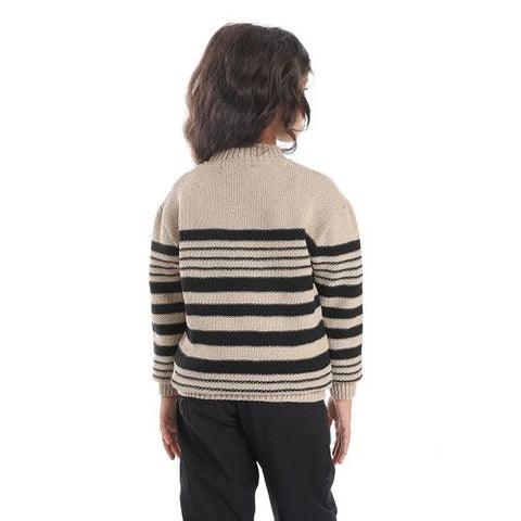 Girls Wool Pullover With Mutlicolour Design