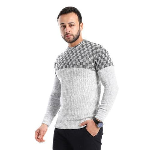 Caesar Light Grey ' Black Squares Slip on Pullover