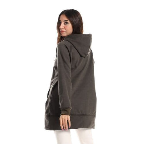 woman hoodie with pocket and triangle leather in side