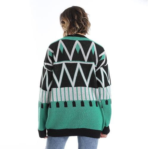 women wool pullover with round neck